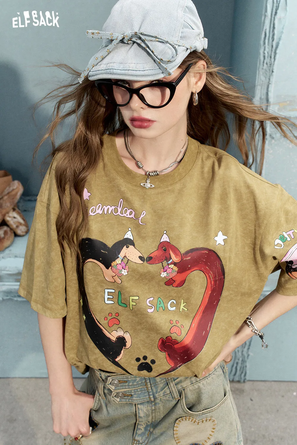 ELFSACK 2024 Summer New Arrivals Retro loose printed short sleeved t-shirt for women's casual versatile top