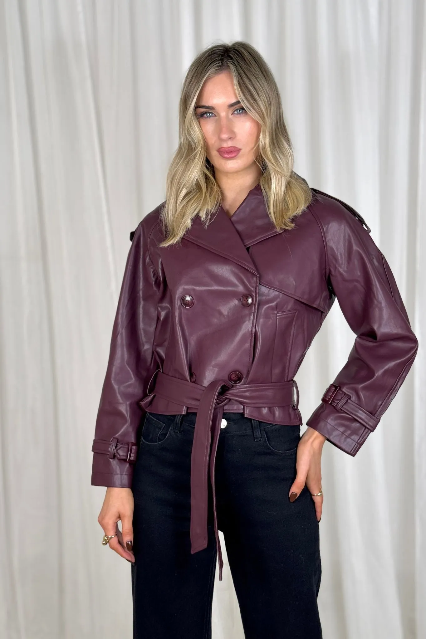 Megan Crop Faux Leather Jacket In Wine