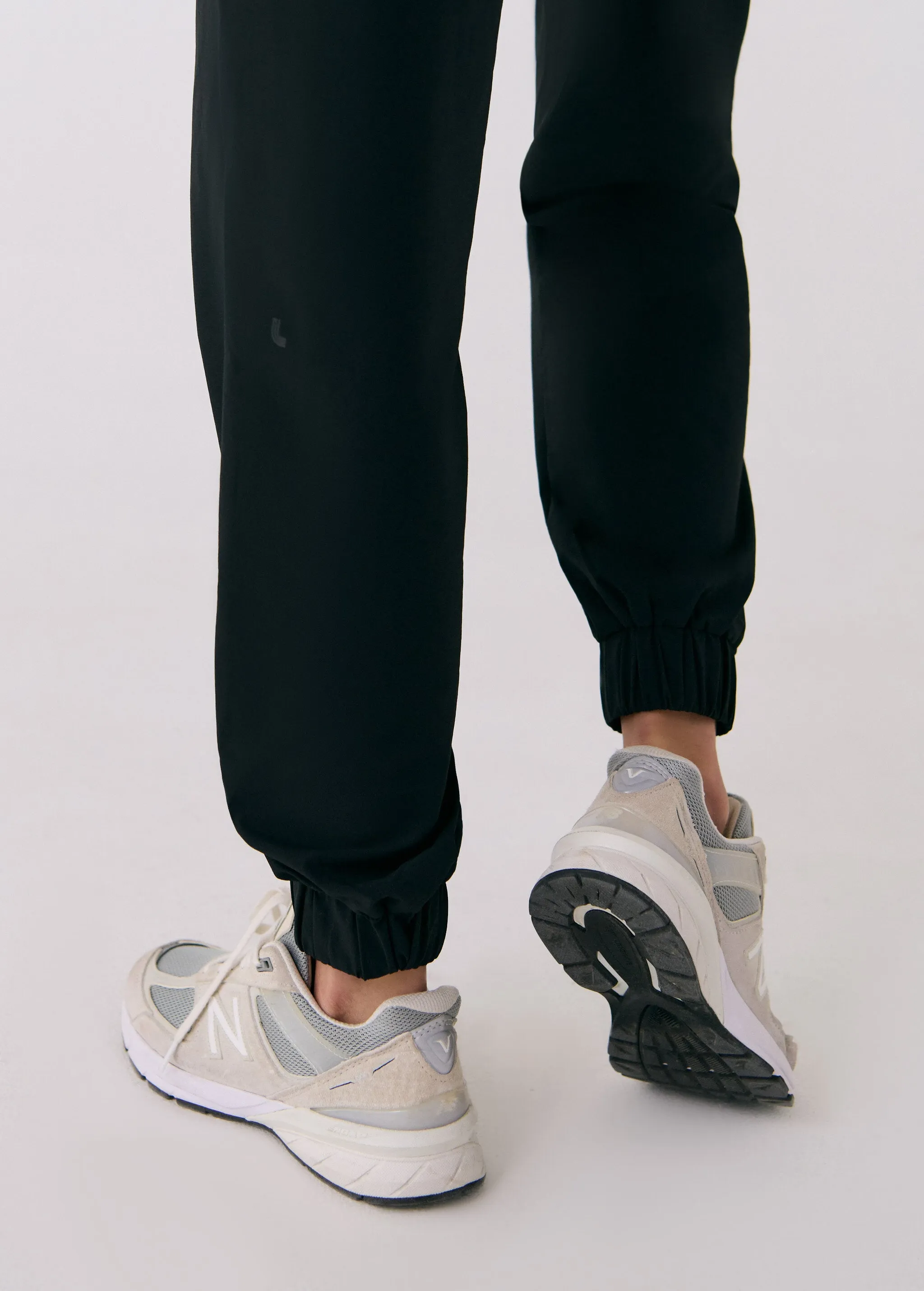 Olivie Tech Joggers