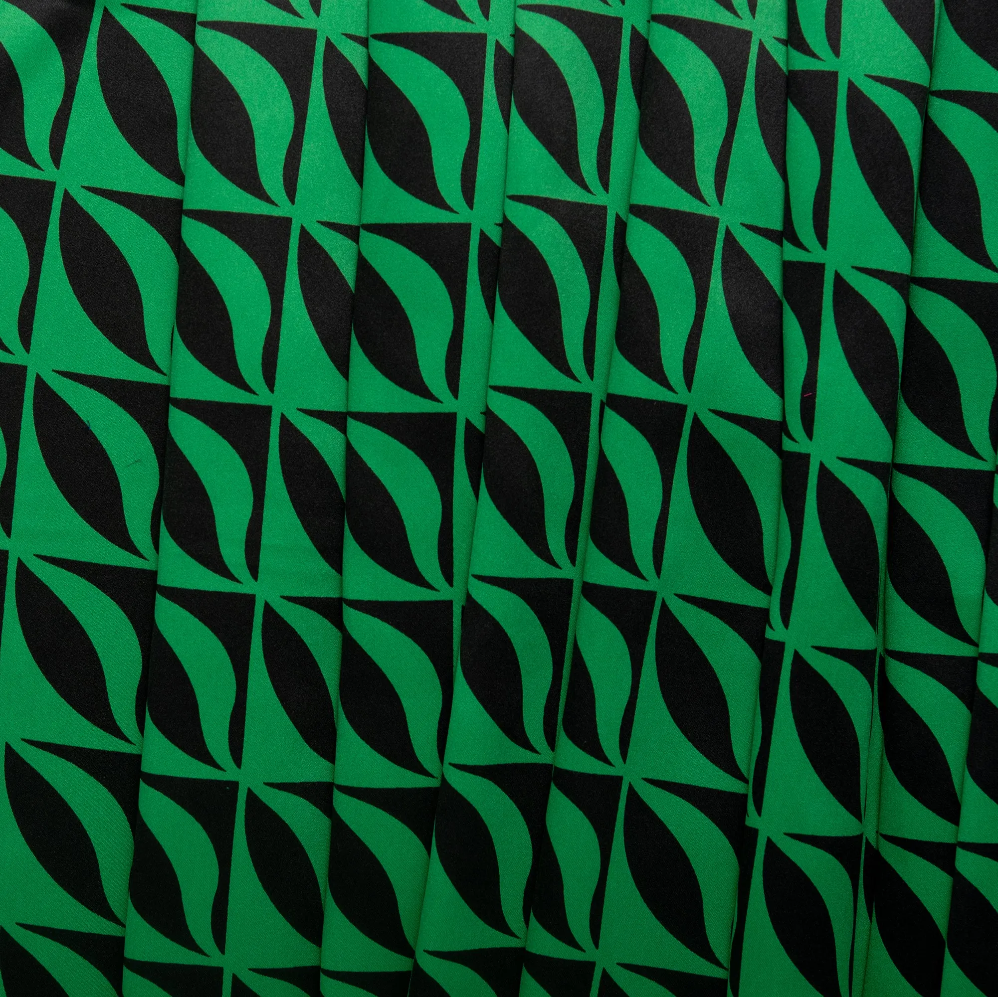 Printed Satin Velvet - CHARLOTTE - Geometric - Green