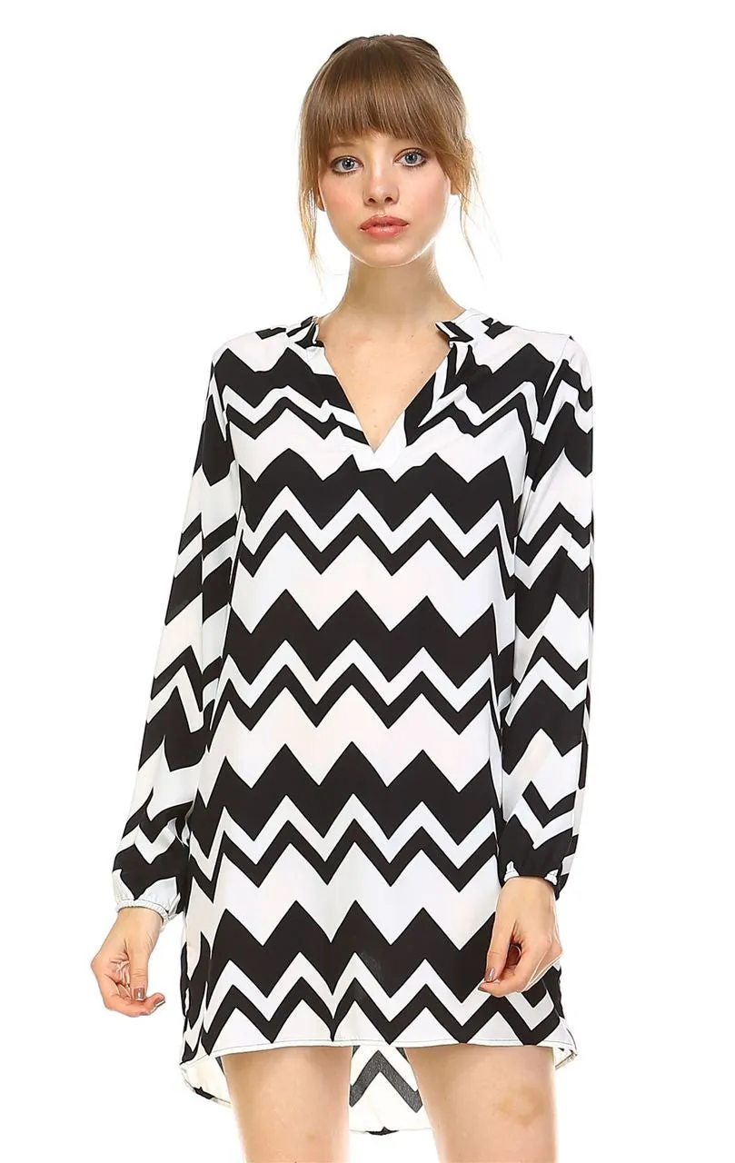 Tunic Top Blouse Black White Chevron Zigzag Black White