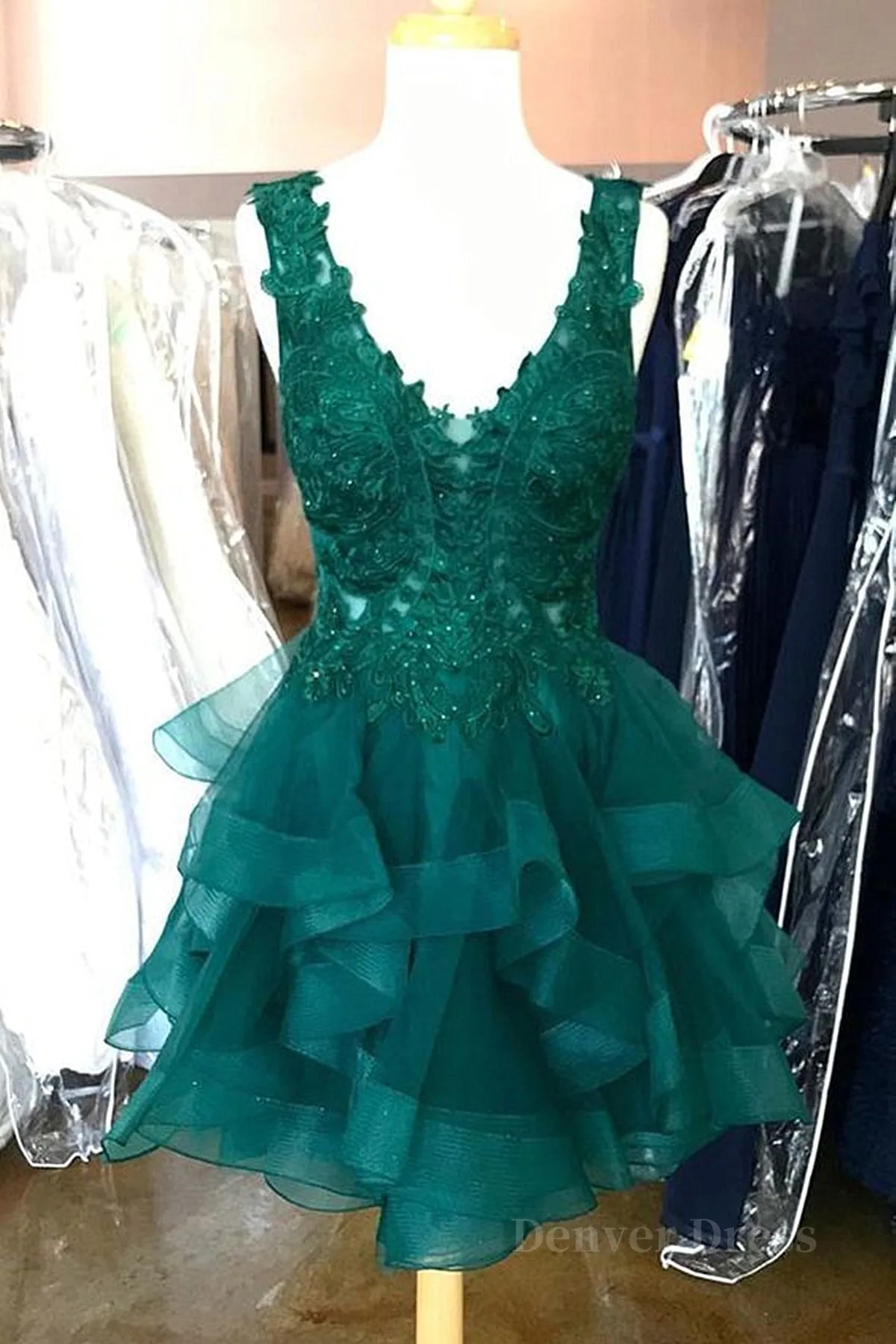 V Neck Short Green Lace Prom Dresses Short Green Lace Graduation Homecoming Dresses